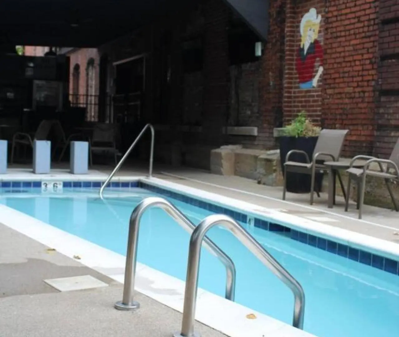 Amazing Amenities And Location - 1 Bedroom Condo Nashville 0*,
