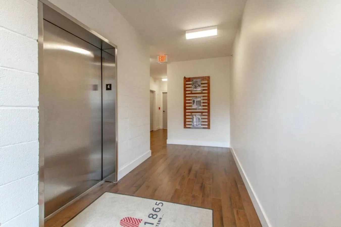 Amazing Amenities And Location - 1 Bedroom Condo Nashville