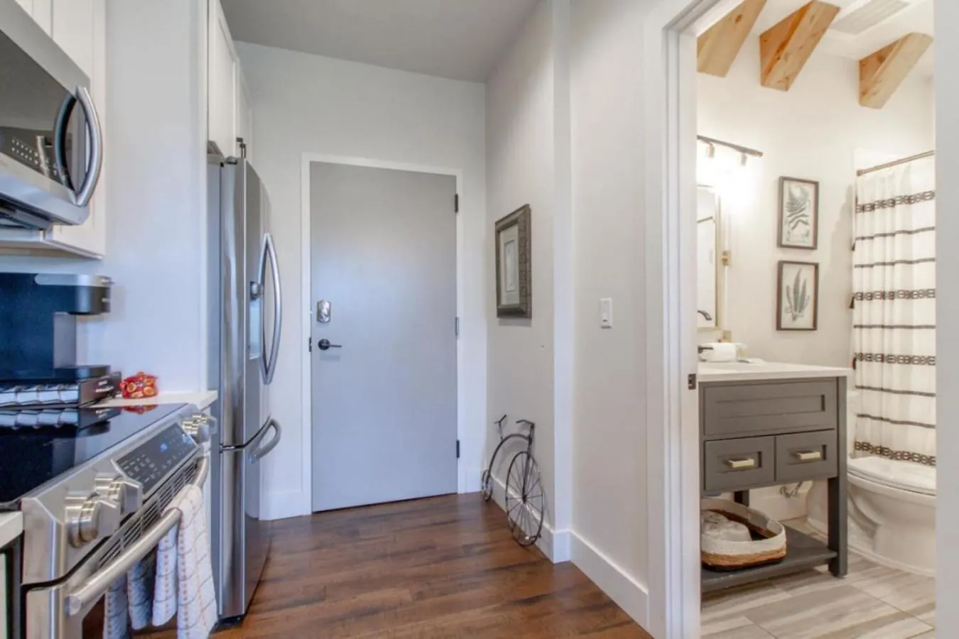 Apartment Amazing Amenities And Location - 1 Bedroom Condo Nashville