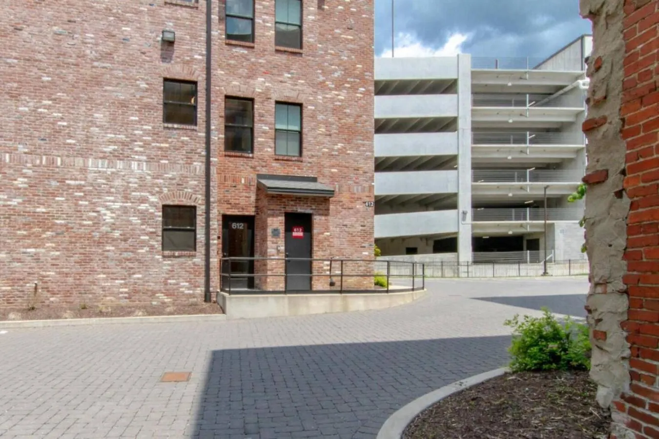 Amazing Amenities And Location - 1 Bedroom Condo Nashville United States
